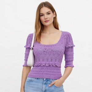 Zara Lilac/purpal Crew Neck  with Puff Sleeves pointelle knit top. Sz S